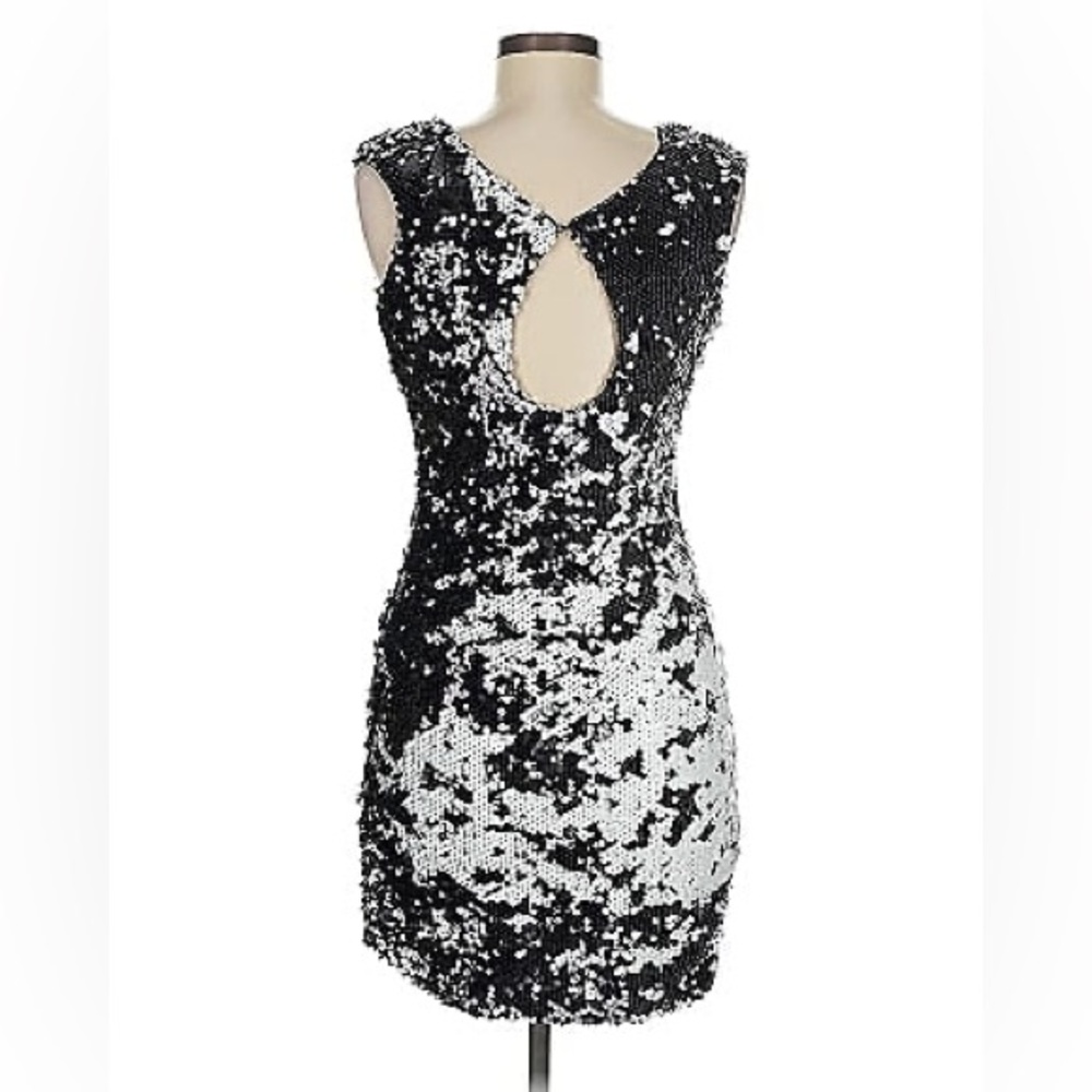 Aidan Mattox Size 4 Cocktail Sequin Dress - Picture 2 of 13